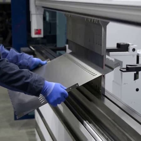 гибка металла на заказ москва